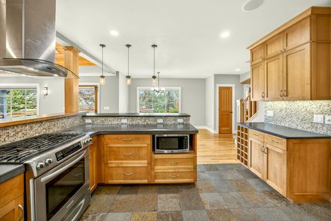 Tiny photo for 301 Hillcrest Street, Ashland, OR 97520 (MLS # 220219338)