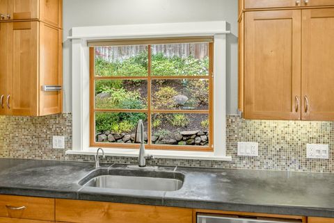 Tiny photo for 301 Hillcrest Street, Ashland, OR 97520 (MLS # 220219338)