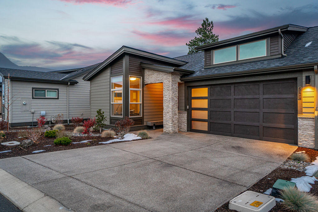 Rivers Edge Village - Residential