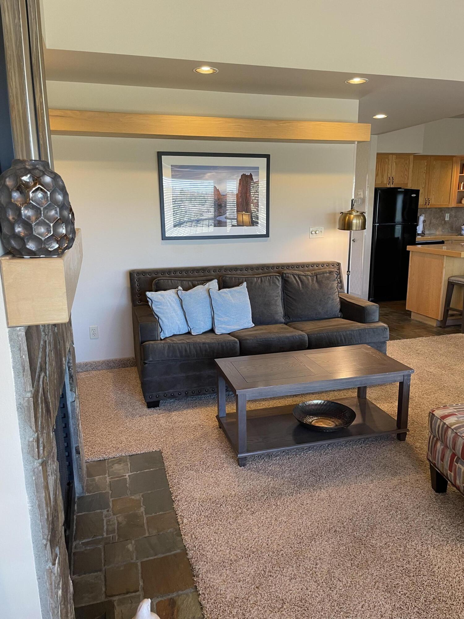 Eagle Crest - Residential