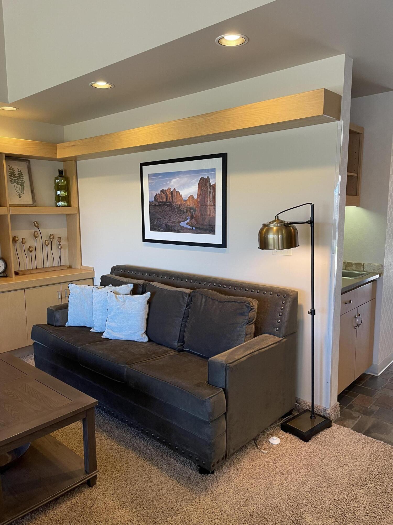 Eagle Crest - Residential