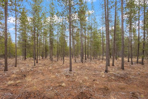 Tiny photo for 53080 Day Road, La Pine, OR 97739 (MLS # 220217085)