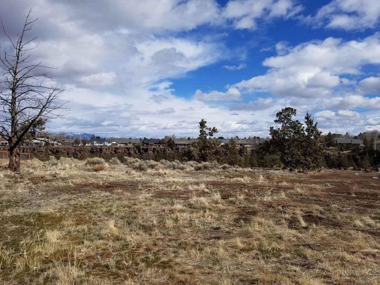 McKenzie Rim Estates - Land