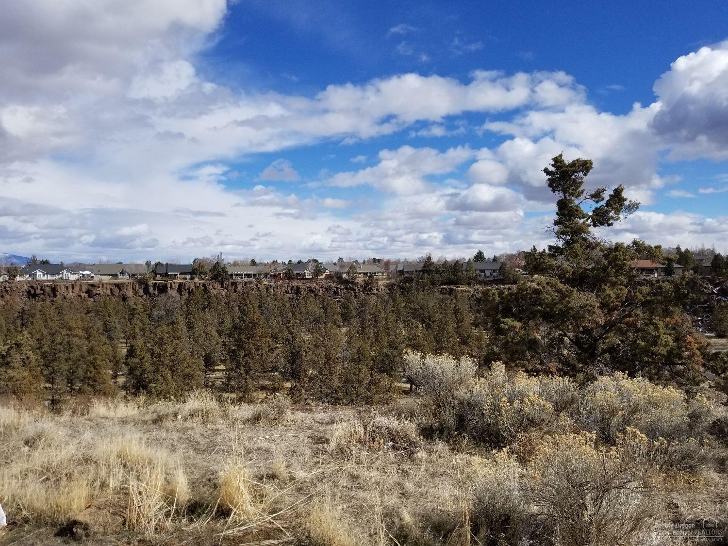 McKenzie Rim Estates - Land