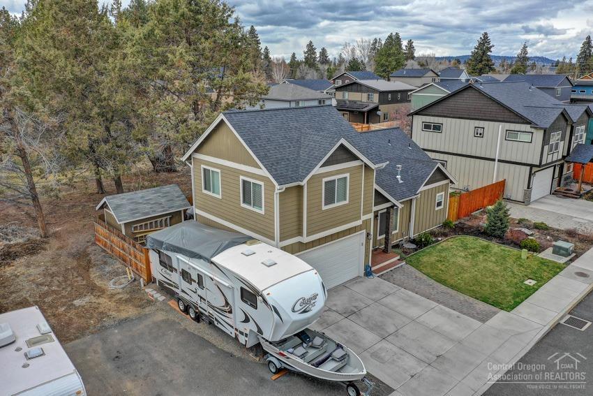 Diamont Pines - Residential