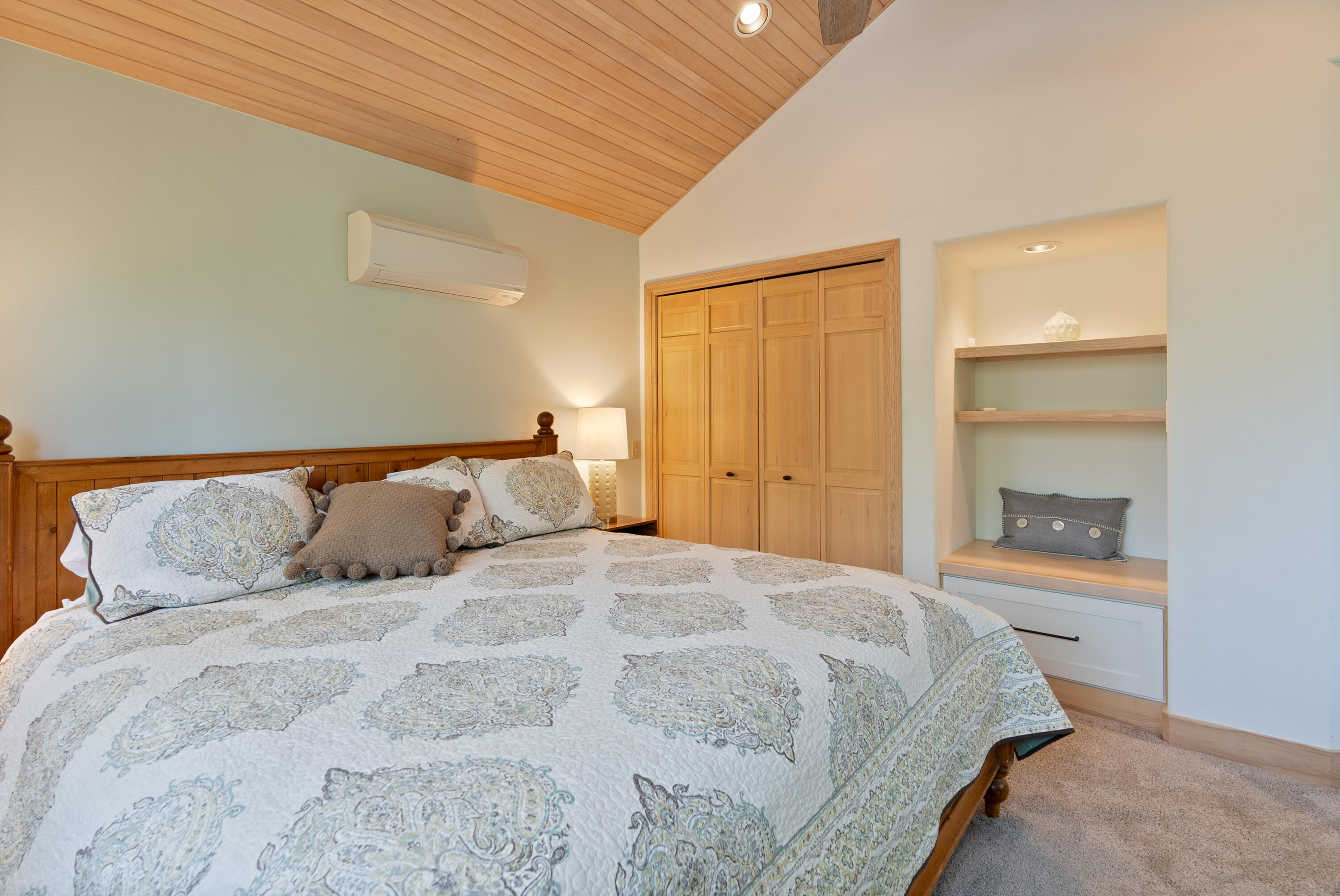 Broken Top - Residential