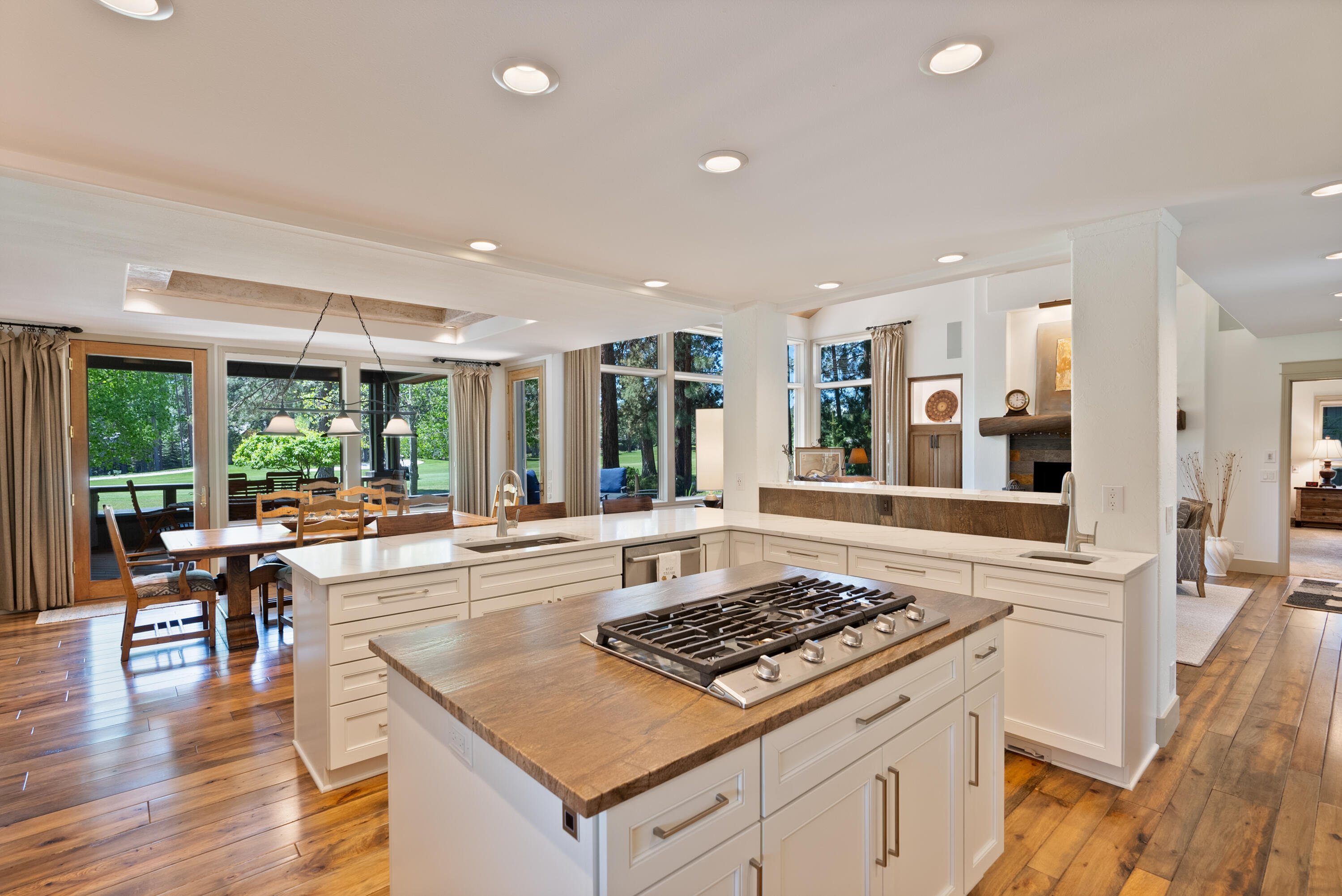 Broken Top - Residential