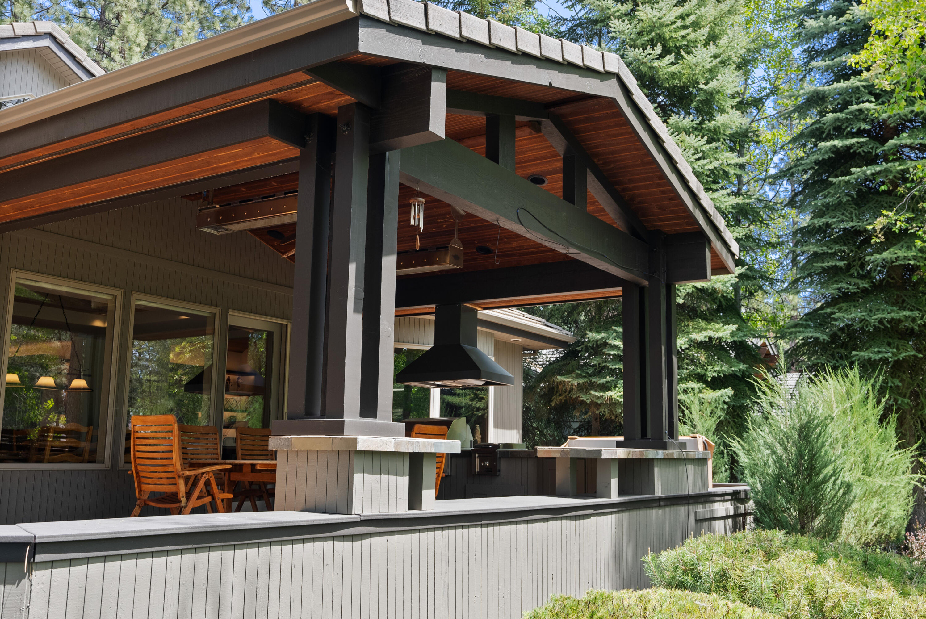 Broken Top - Residential