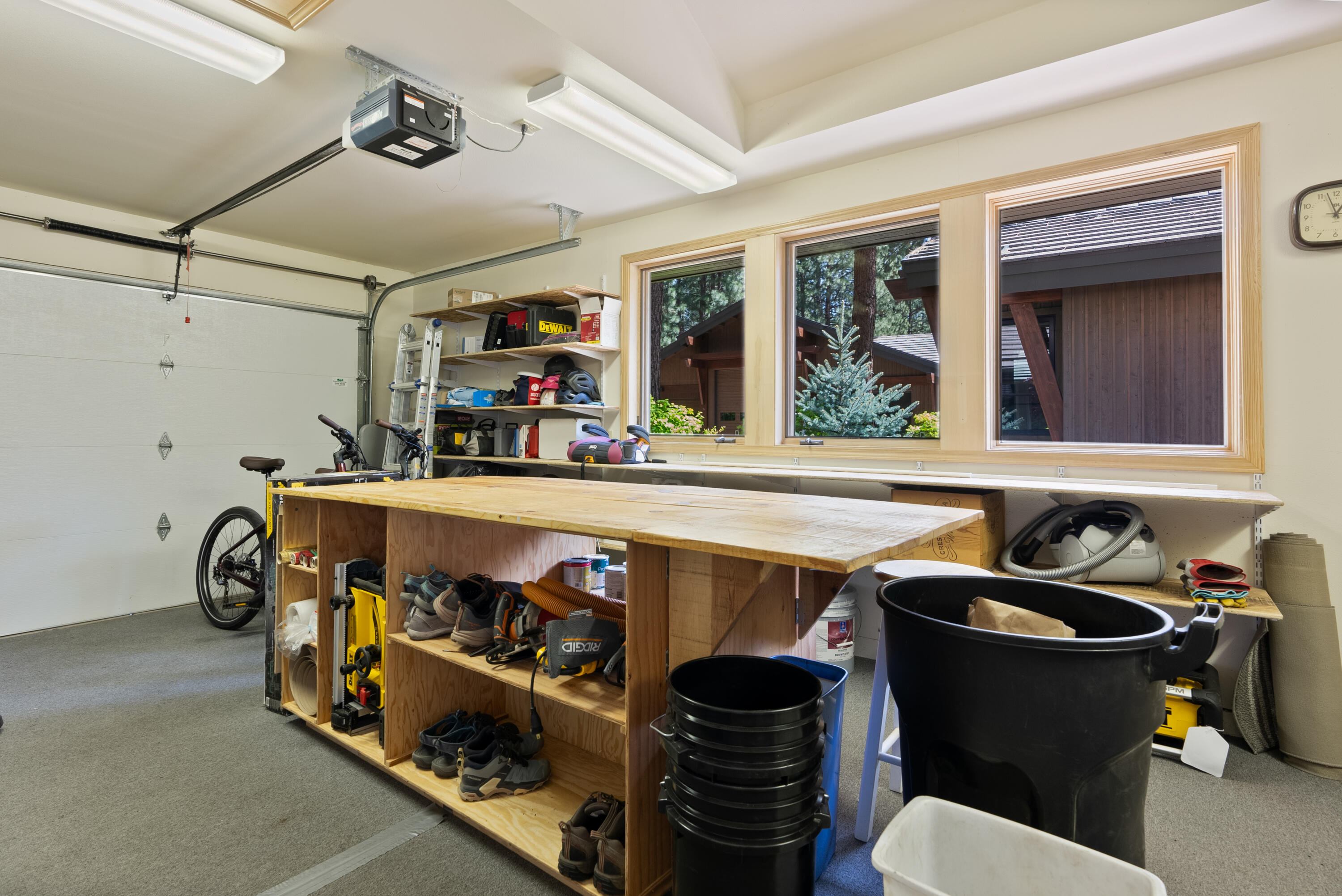 Broken Top - Residential