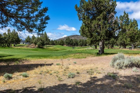Tiny photo for 8520 Golden Pheasant Court, Redmond, OR 97756 (MLS # 220224074)