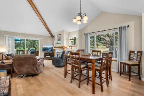 Tiny photo for 8520 Golden Pheasant Court, Redmond, OR 97756 (MLS # 220224074)