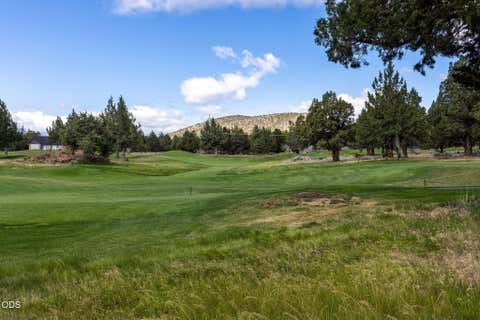 Tiny photo for 8520 Golden Pheasant Court, Redmond, OR 97756 (MLS # 220224074)