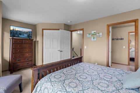 Tiny photo for 8520 Golden Pheasant Court, Redmond, OR 97756 (MLS # 220224074)