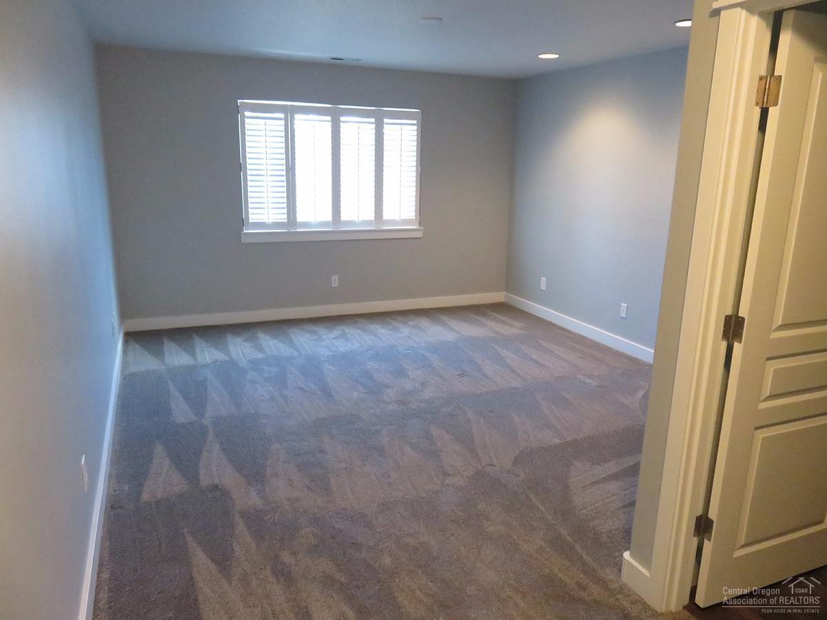 Crescent Creek - Residential