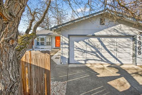 Tiny photo for 1968 Hutchins Circle, Medford, OR 97504 (MLS # 220212684)