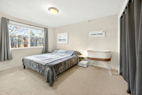 Tiny photo for 1968 Hutchins Circle, Medford, OR 97504 (MLS # 220212684)