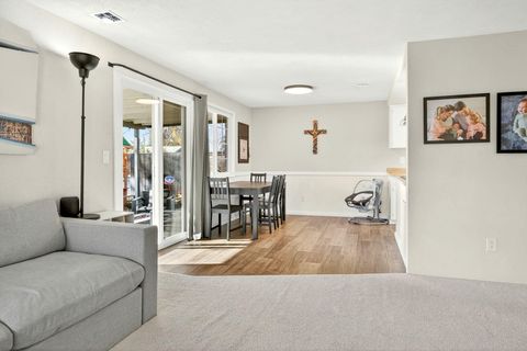 Tiny photo for 1968 Hutchins Circle, Medford, OR 97504 (MLS # 220212684)