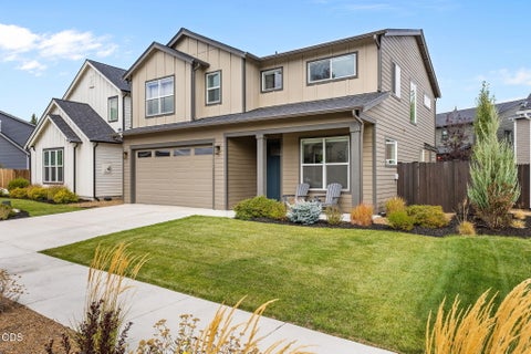 Photo of 63212 NW Red Butte Court, Bend, OR 97703 (MLS # 220228788)