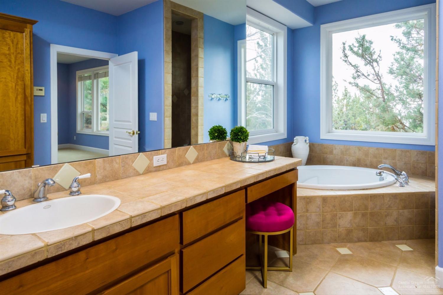 Awbrey Butte - Residential