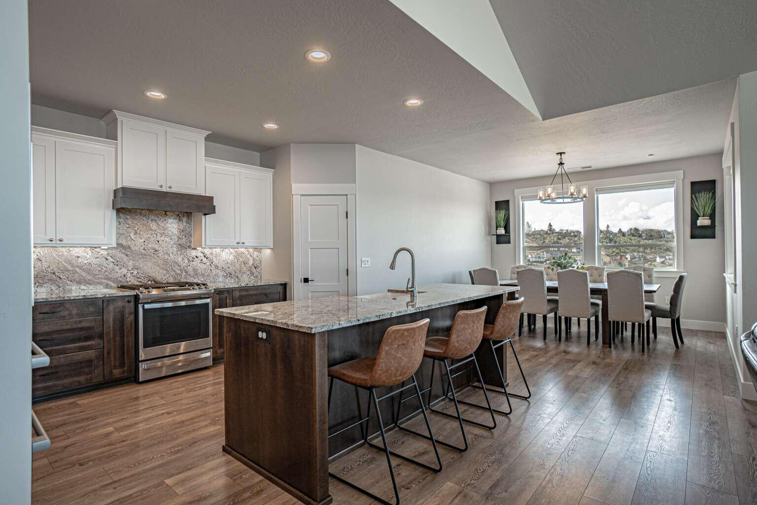 Innsbruck Ridge At Vista Pointe Phase 1 And 2 - Residential