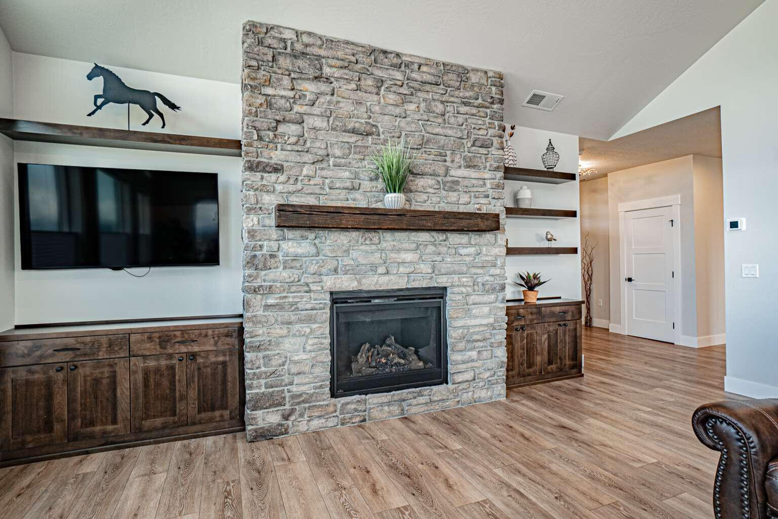 Innsbruck Ridge At Vista Pointe Phase 1 And 2 - Residential