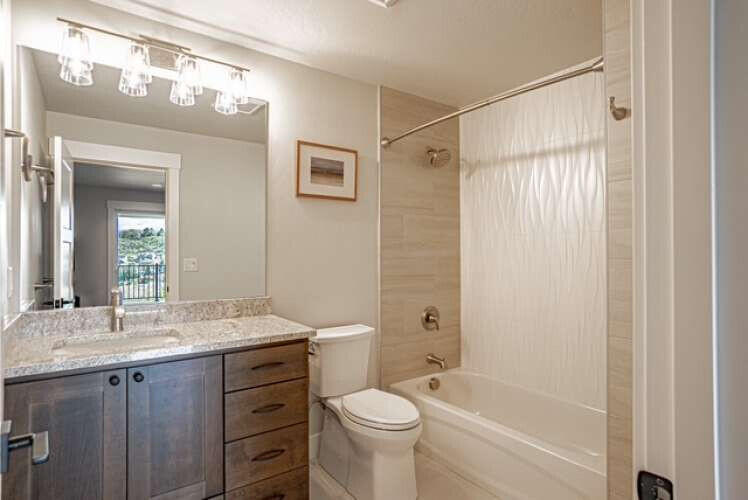 Innsbruck Ridge At Vista Pointe Phase 1 And 2 - Residential