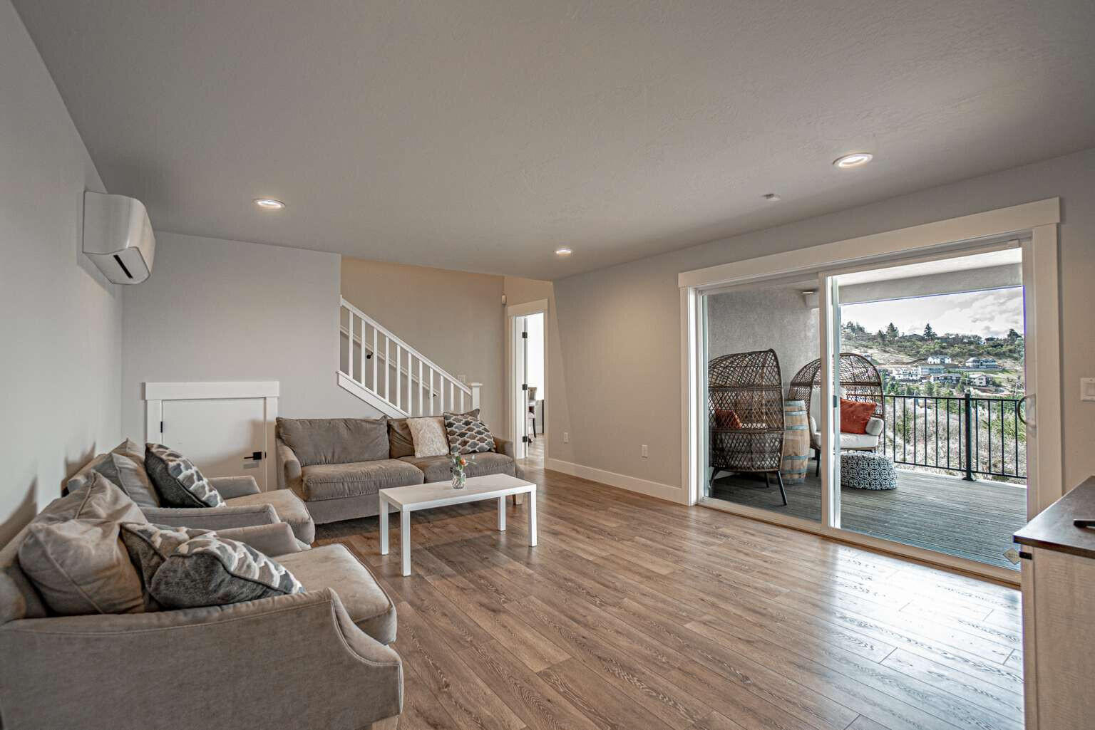 Innsbruck Ridge At Vista Pointe Phase 1 And 2 - Residential