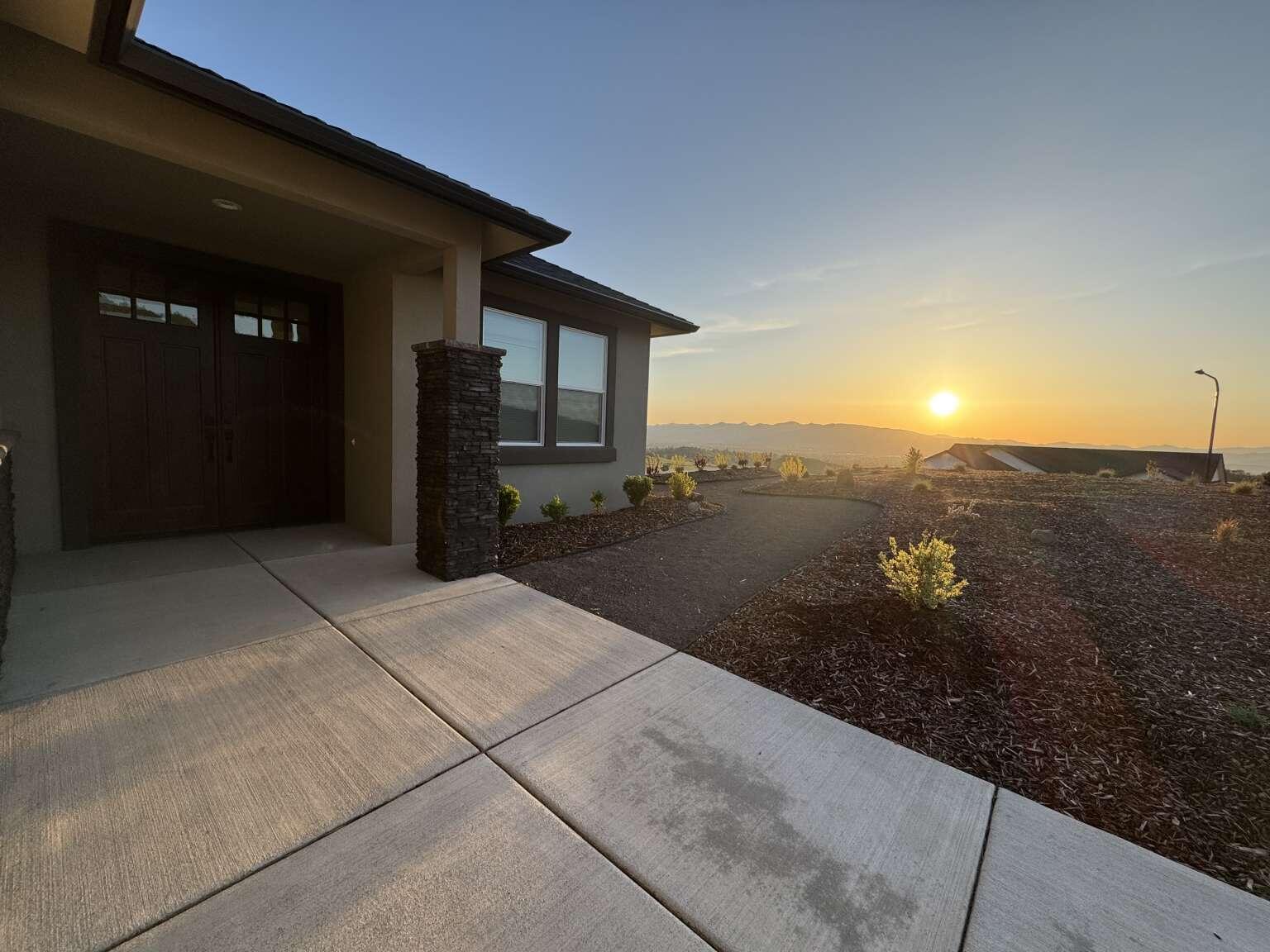 Innsbruck Ridge At Vista Pointe Phase 1 And 2 - Residential