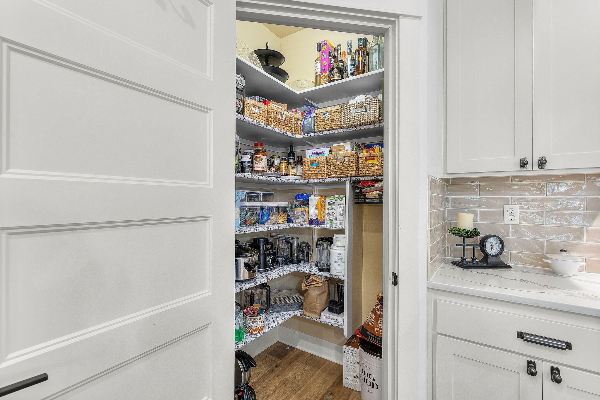 Pine Meadow Vill - Residential