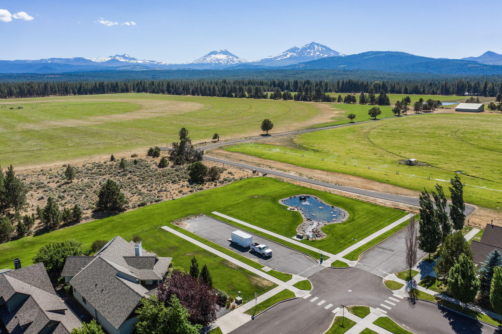 Pine Meadow Vill - Residential