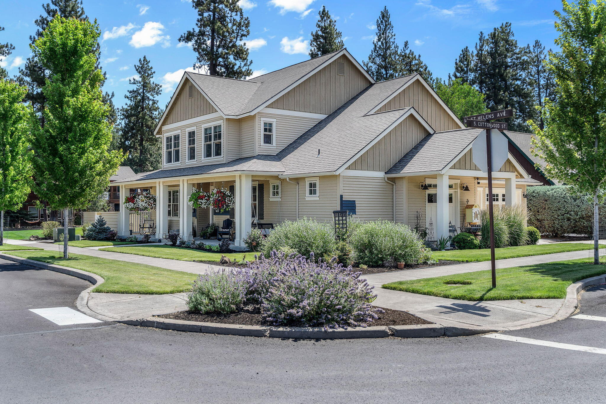 Pine Meadow Vill - Residential