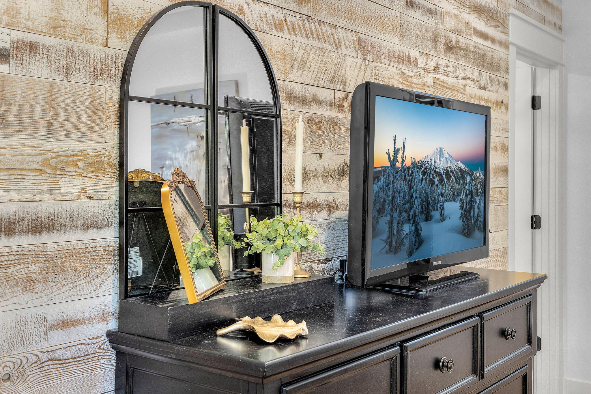 Pine Meadow Vill - Residential