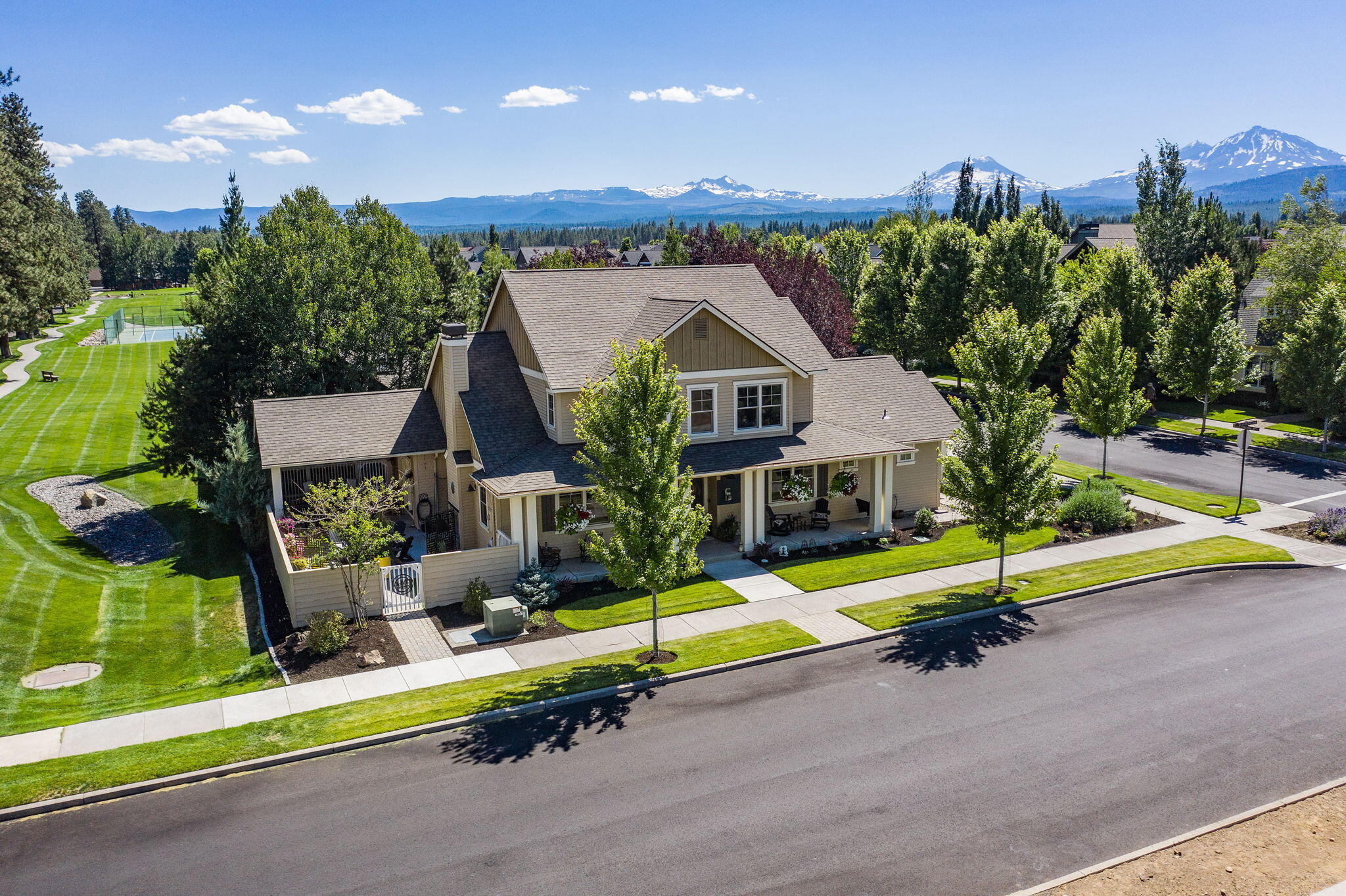 Pine Meadow Vill - Residential