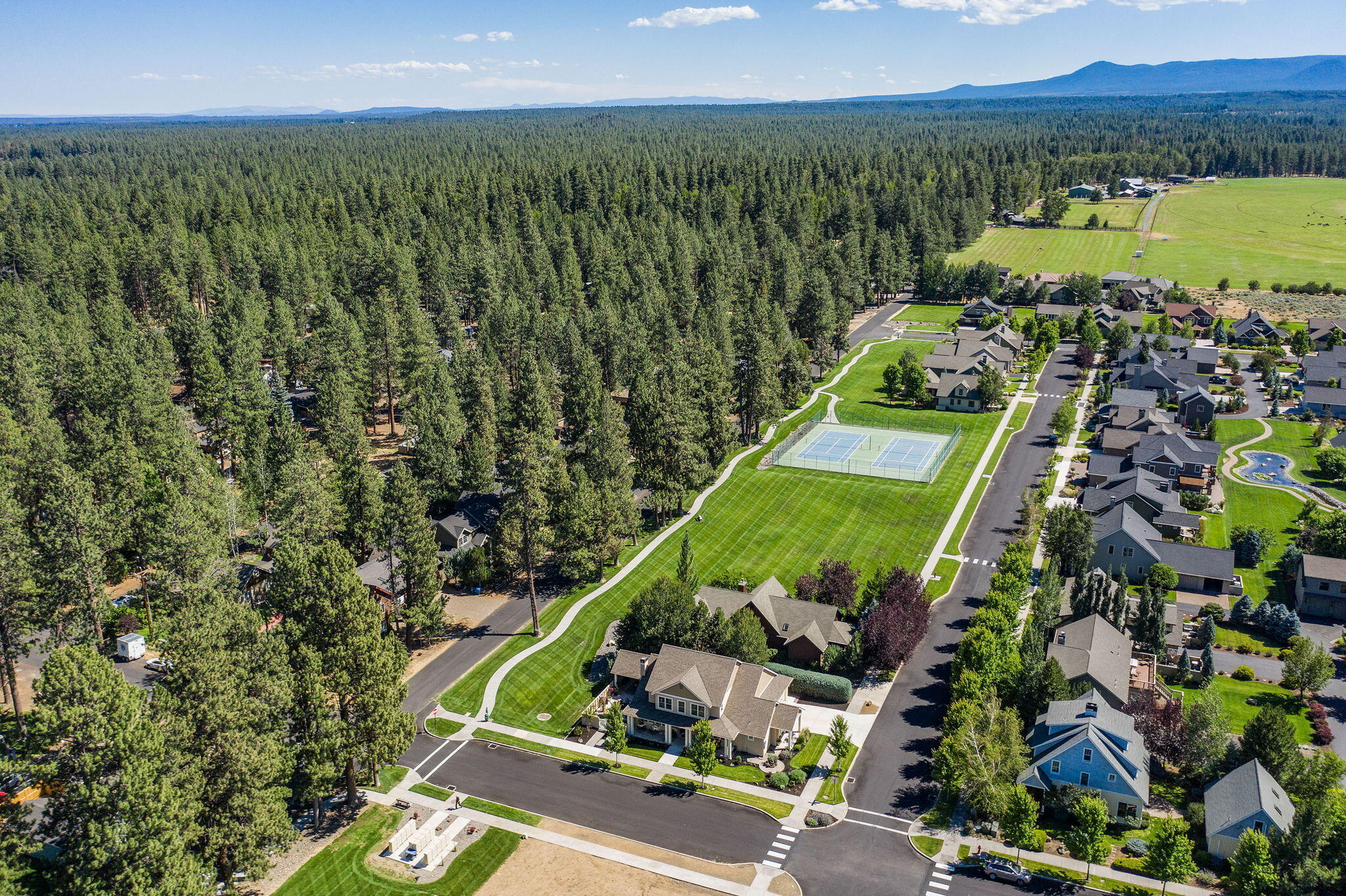 Pine Meadow Vill - Residential