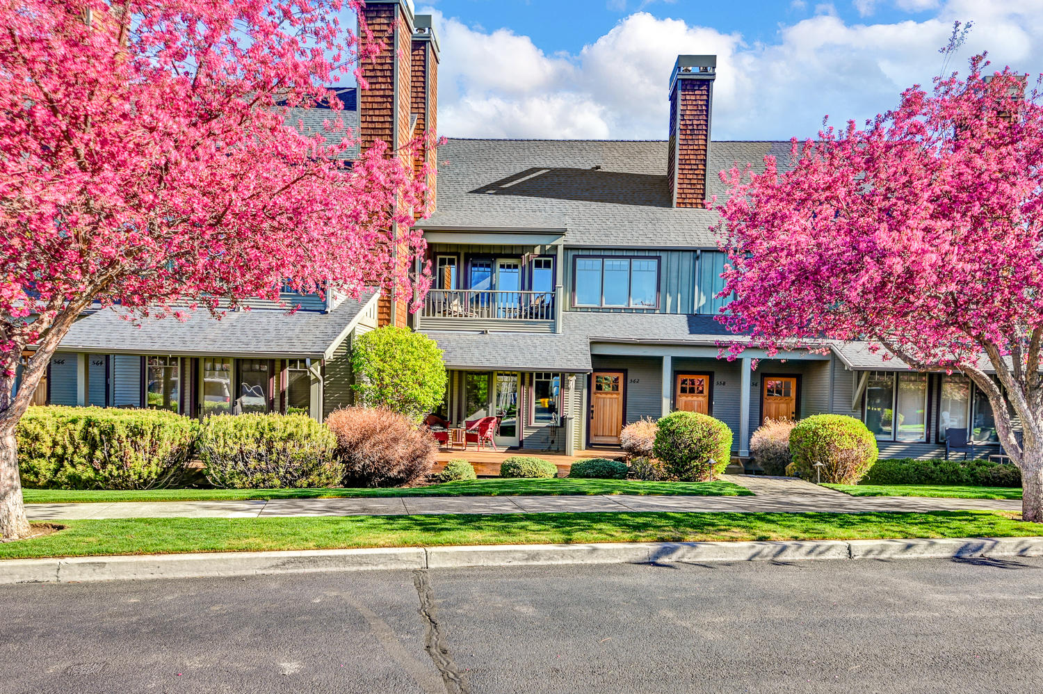 Pine Meadow Vill - Residential