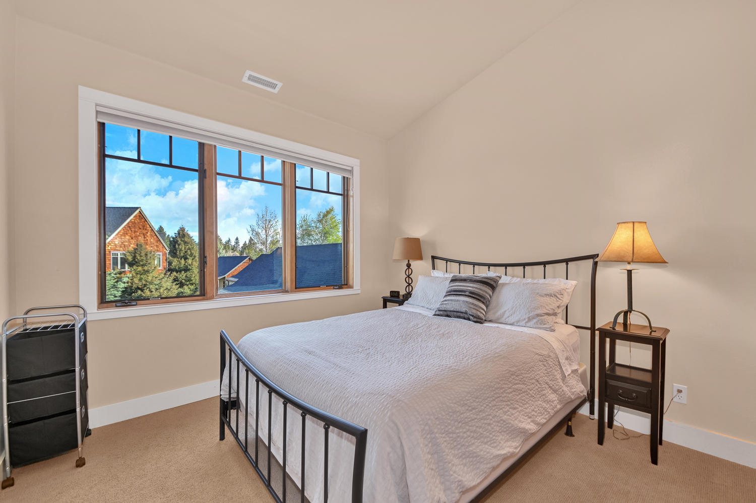 Pine Meadow Vill - Residential