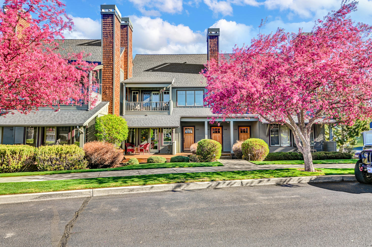 Pine Meadow Vill - Residential