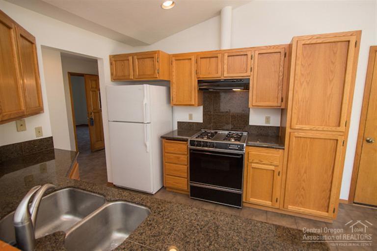 Deer Pointe Village - Residential