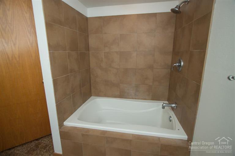 Deer Pointe Village - Residential