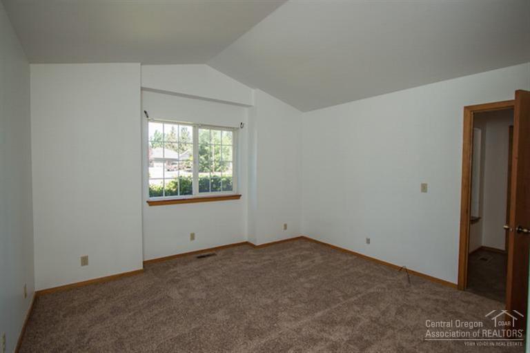 Deer Pointe Village - Residential