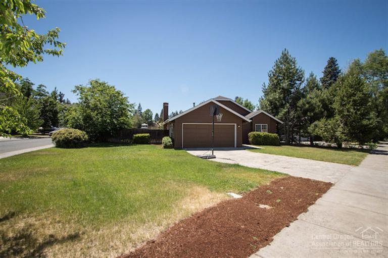 Deer Pointe Village - Residential