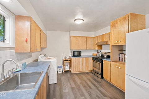 Tiny photo for 3339 Perrydale Court, Medford, OR 97501 (MLS # 220224021)