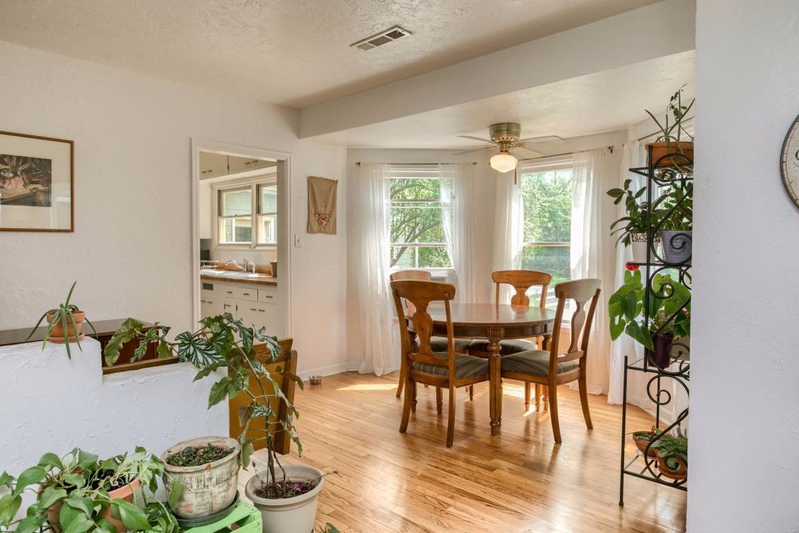 Country Club Manor - Residential