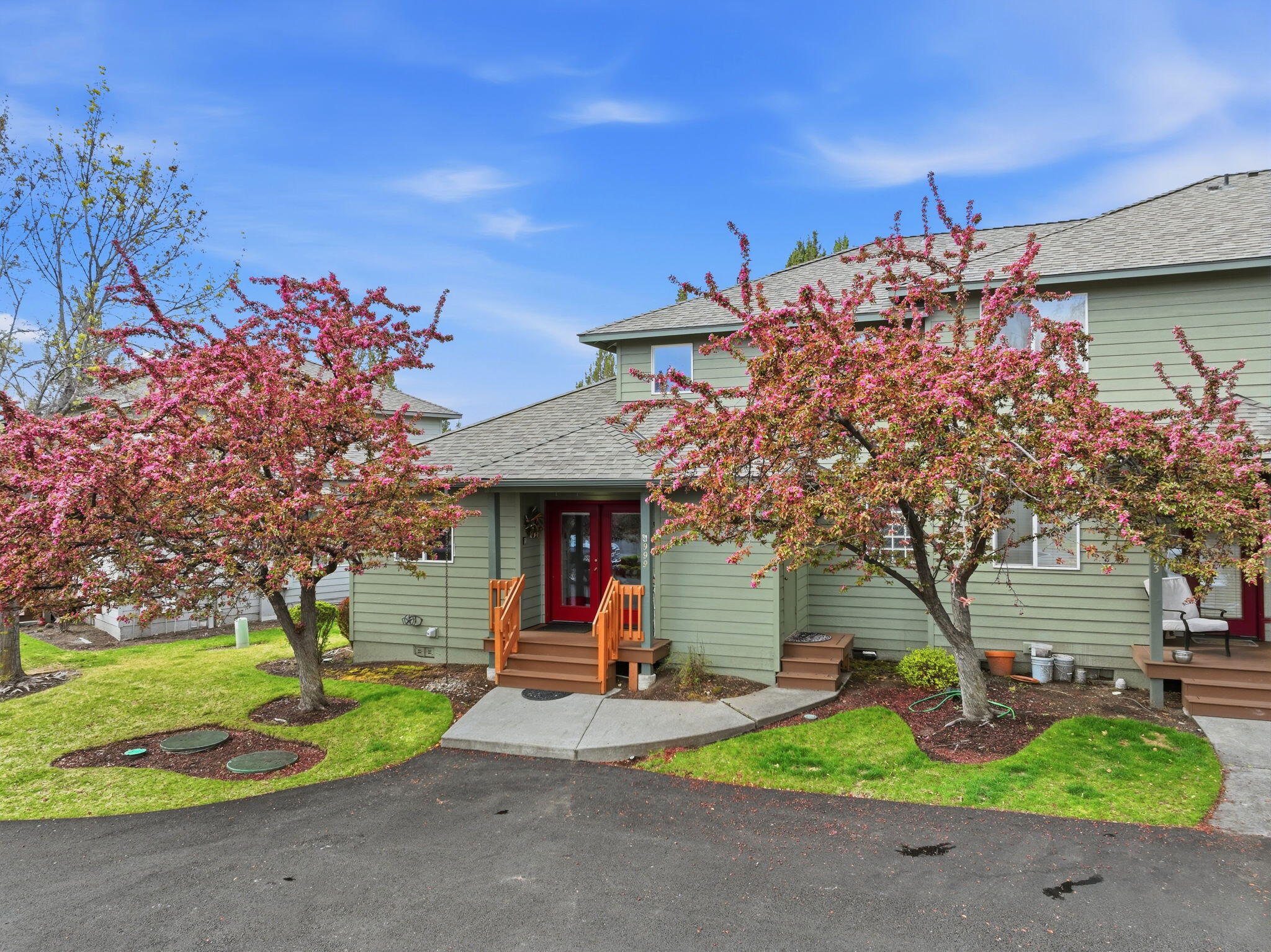 999 Golden Pheasant Drive