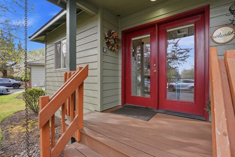 Tiny photo for 999 Golden Pheasant Drive, Redmond, OR 97756 (MLS # 220219398)