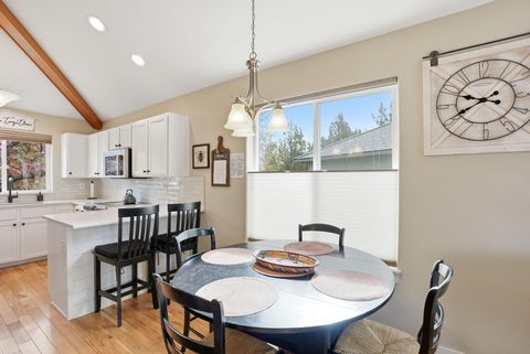 Tiny photo for 999 Golden Pheasant Drive, Redmond, OR 97756 (MLS # 220219398)