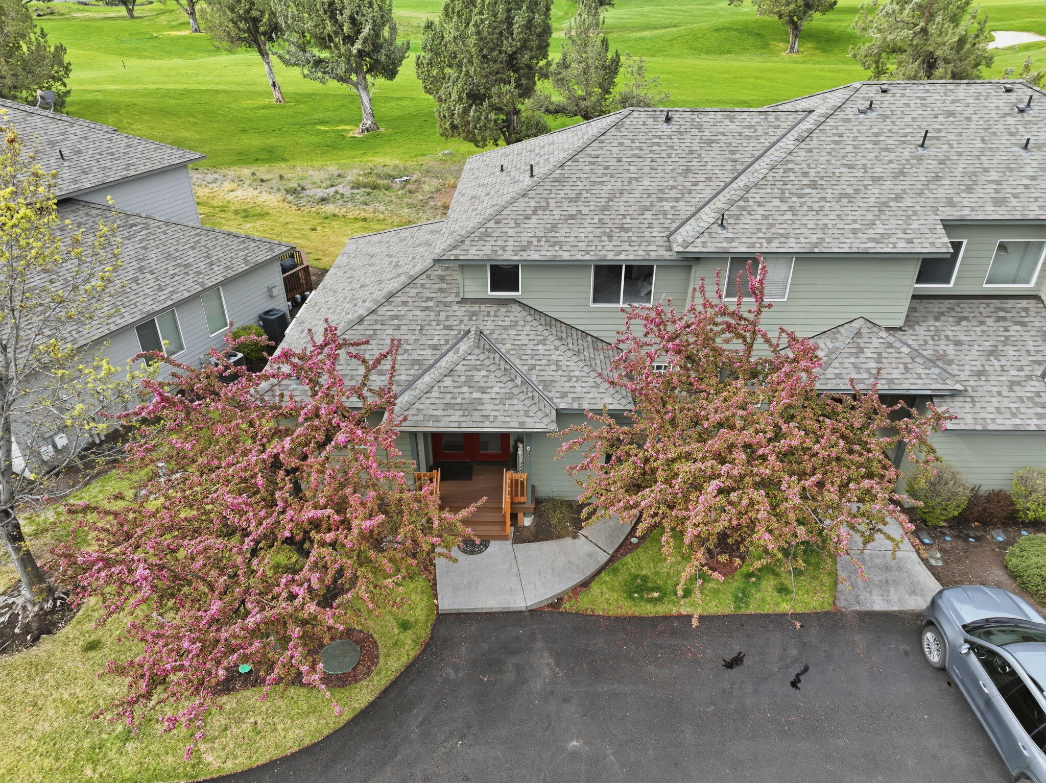 999 Golden Pheasant Drive