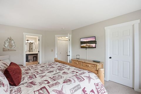 Tiny photo for 999 Golden Pheasant Drive, Redmond, OR 97756 (MLS # 220219398)