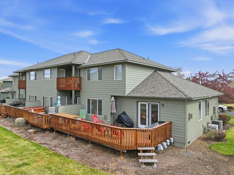 Tiny photo for 999 Golden Pheasant Drive, Redmond, OR 97756 (MLS # 220219398)