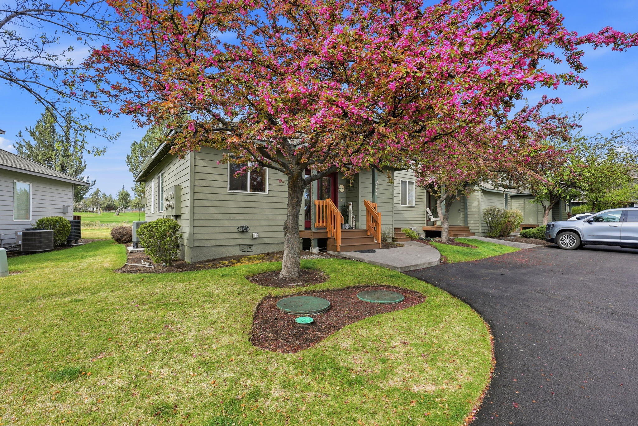 999 Golden Pheasant Drive